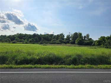 Berry Road, La Fayette, NY 13084