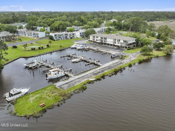3230 Cumberland Road, Ocean Springs, MS 39564