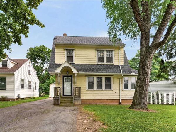 454 Genesee Park Boulevard, Rochester, NY 14619