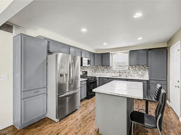5137 Del Monte Avenue, Las Vegas, NV 89146