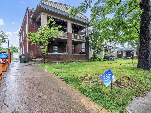 925 N PARKWAY PKY, Memphis, TN 38105