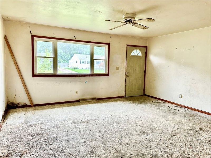 1185 Southern Boulevard NW, Warren, OH 44485 Photo 2
