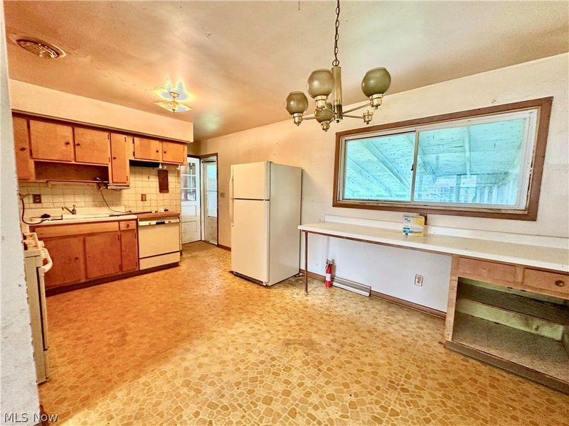 1185 Southern Boulevard NW, Warren, OH 44485 Photo 4