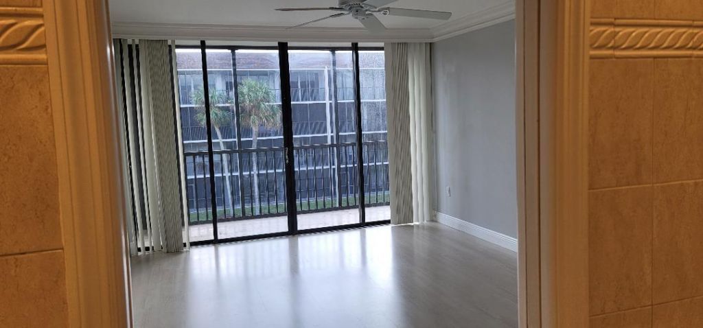 2424 N Federal Highway, Unit 309, Boynton Beach, FL 33435 Photo
