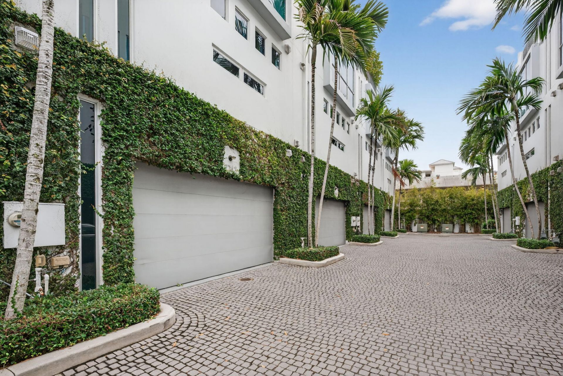 2743 NE 1st Street, Pompano Beach, FL 33062 Photo