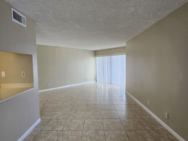 1850 N CONGRESS Avenue, Unit 302, West Palm Beach, FL 33401