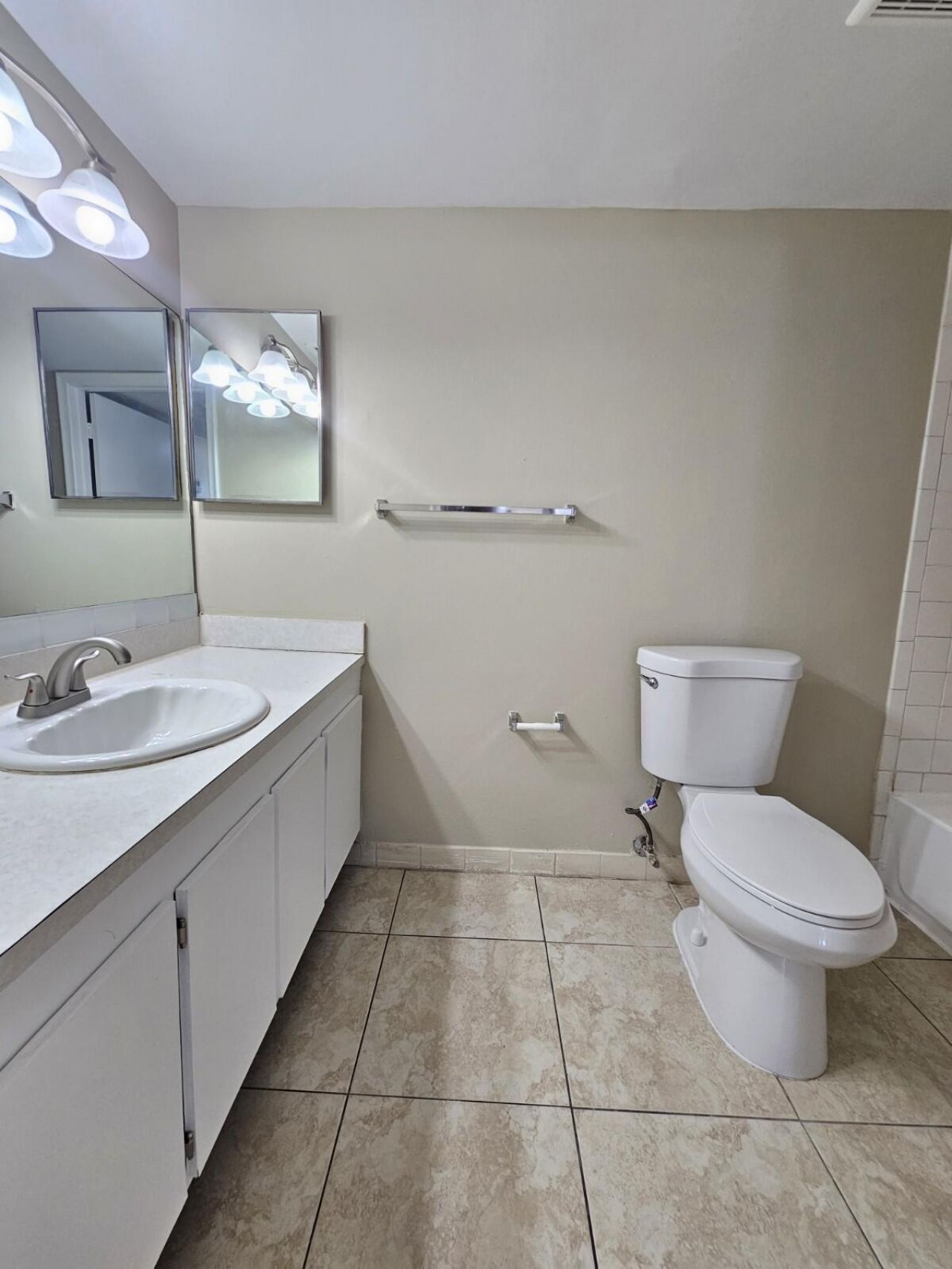 1850 N Congress Avenue, Unit 302, West Palm Beach, FL 33401 Photo
