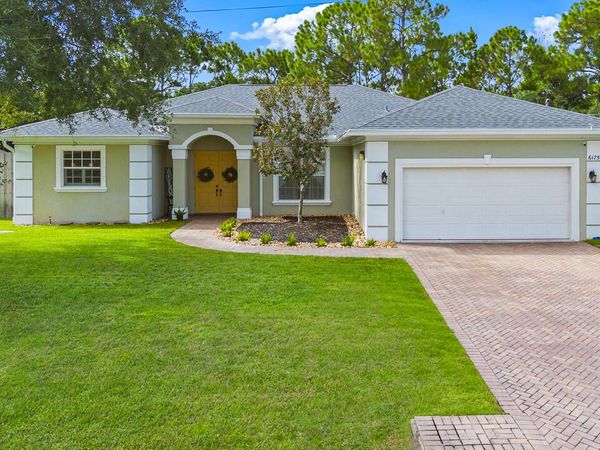 6175 NW EAST DEVILLE Circle, Port St. Lucie, FL 34986