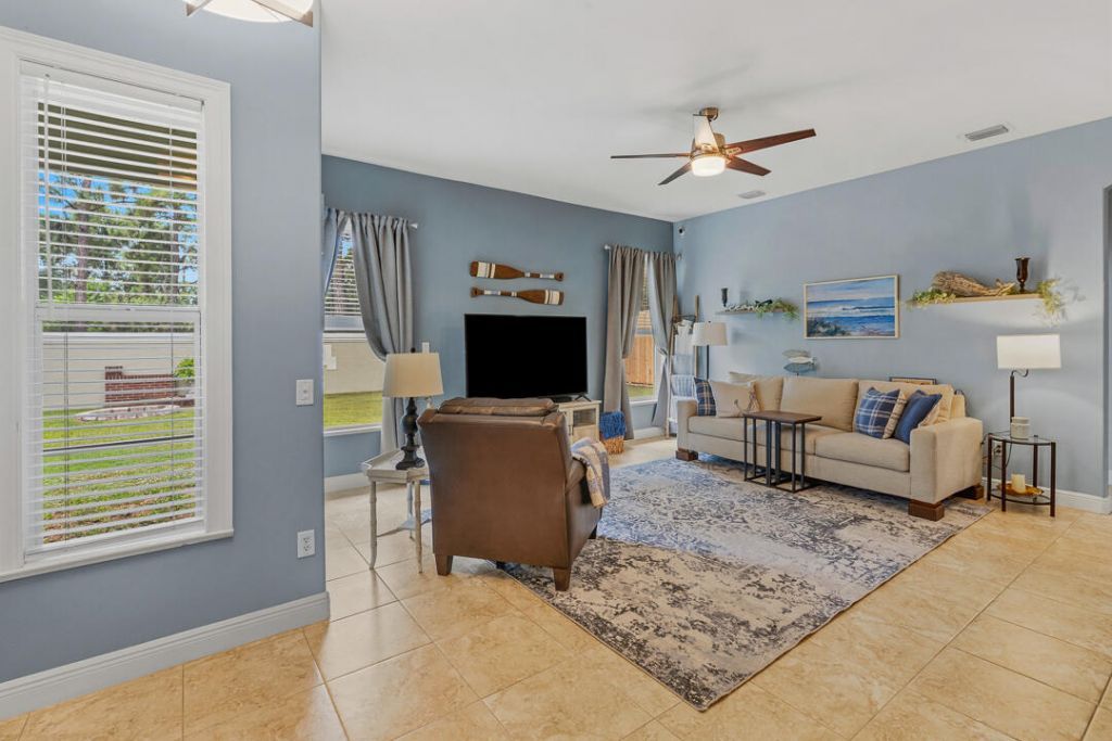 6175 NW East Deville Circle, Port Saint Lucie, FL 34986 Photo