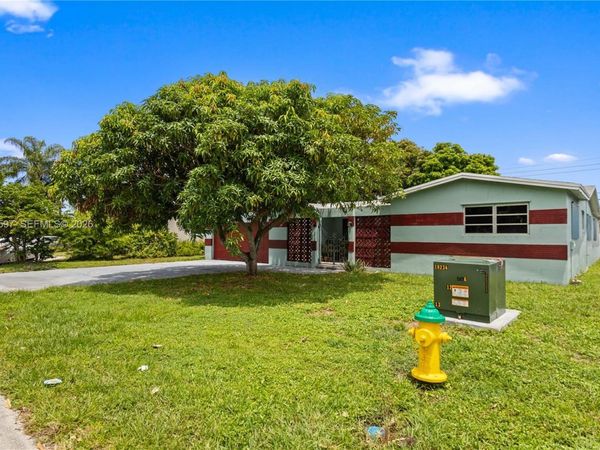 7531 Harbour Blvd , Miramar, FL 33023