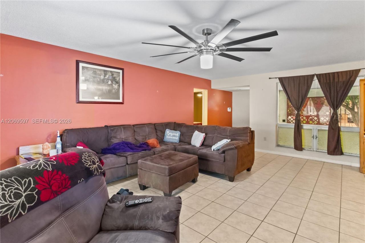 7531 Harbour Blvd , Miramar, FL 33023 Photo