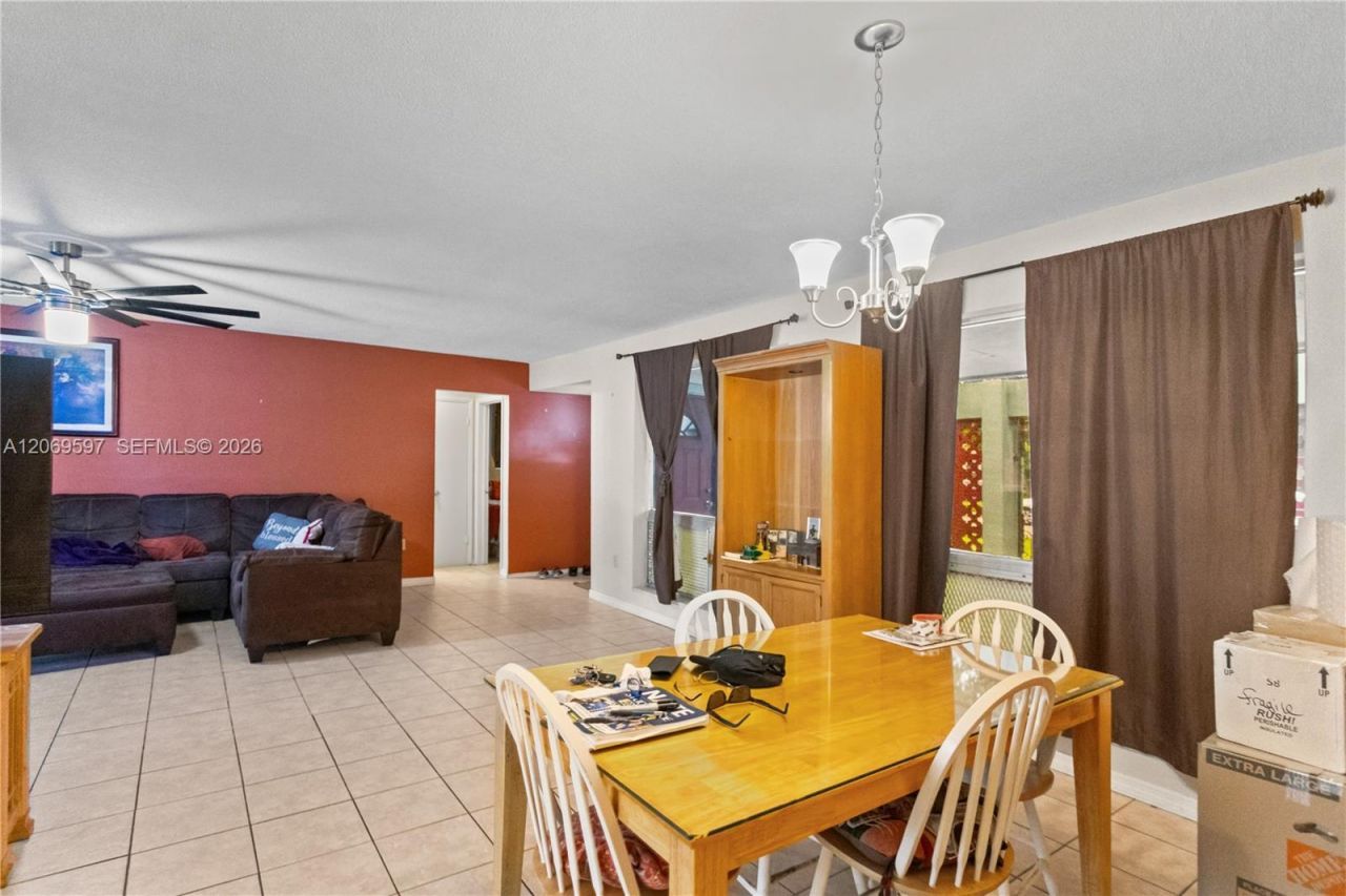7531 Harbour Blvd , Miramar, FL 33023 Photo