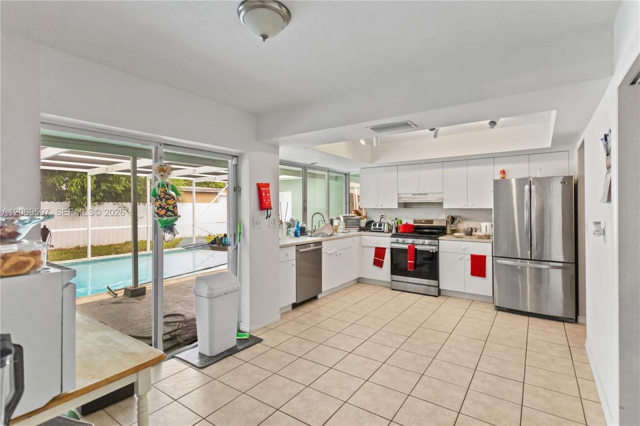 7531 Harbour Blvd , Miramar, FL 33023 Photo