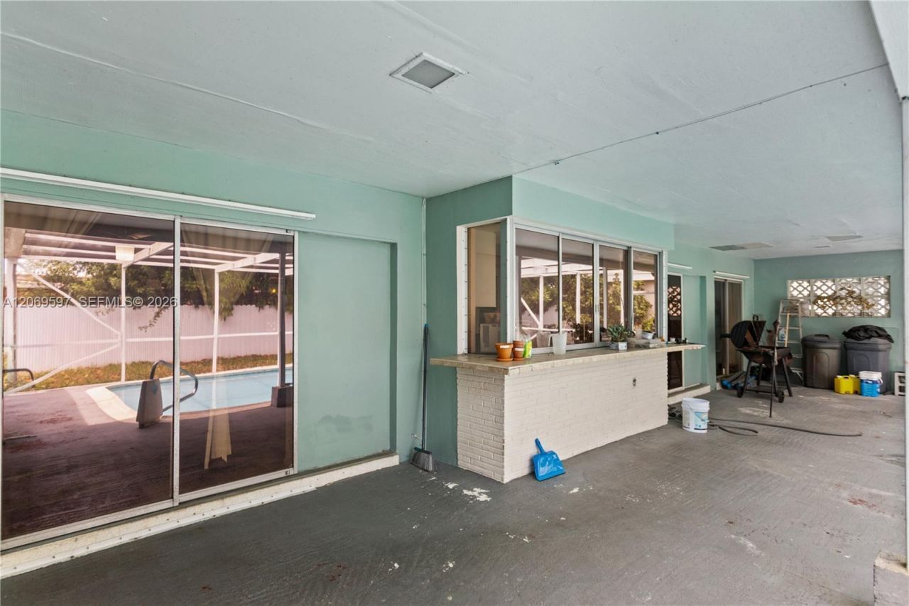 7531 Harbour Blvd , Miramar, FL 33023 Photo