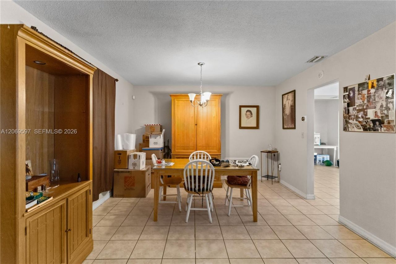 7531 Harbour Blvd , Miramar, FL 33023 Photo
