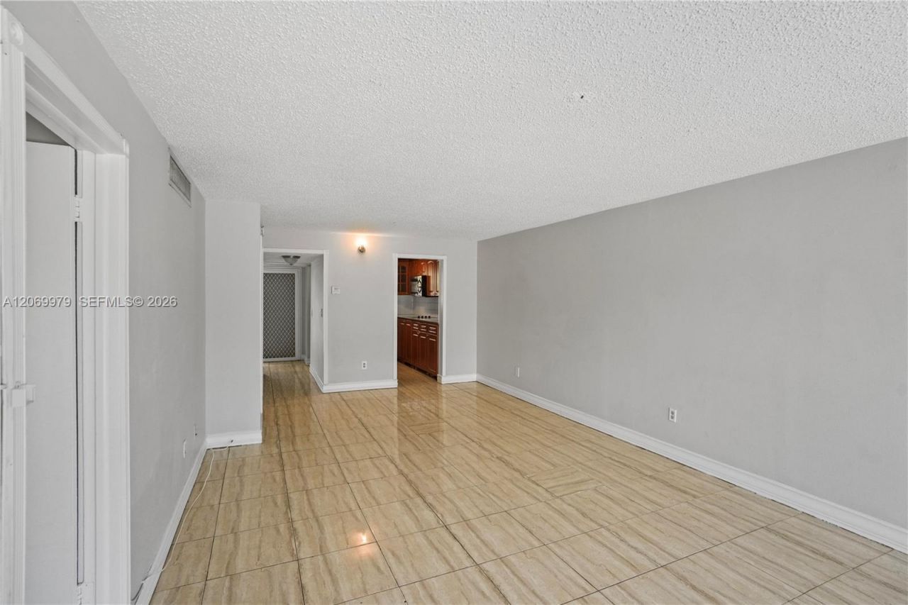 661 N University Dr , Unit 1-103, Pembroke Pines, FL 33024 Photo