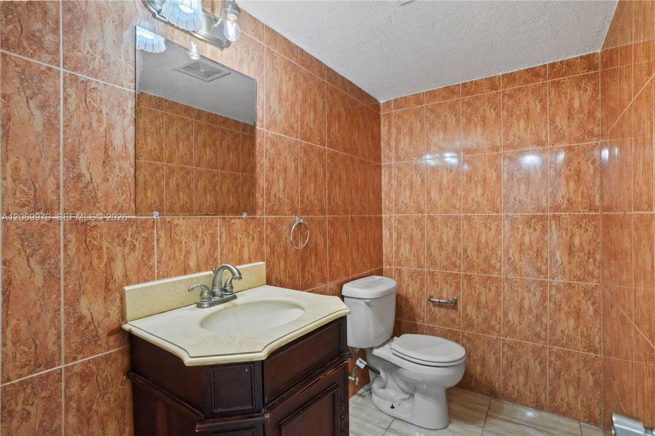 661 N University Dr , Unit 1-103, Pembroke Pines, FL 33024 Photo
