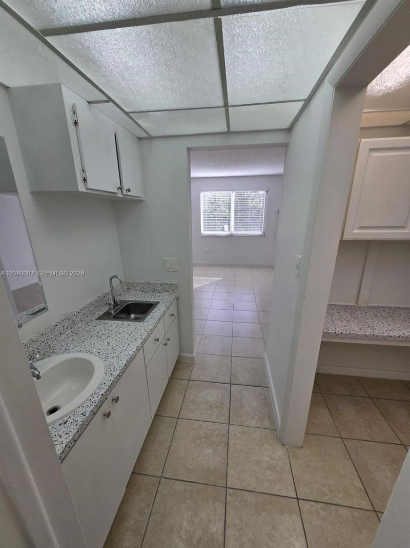6980 NW 186th St , Unit 3-227A, Hialeah, FL 33015 Photo