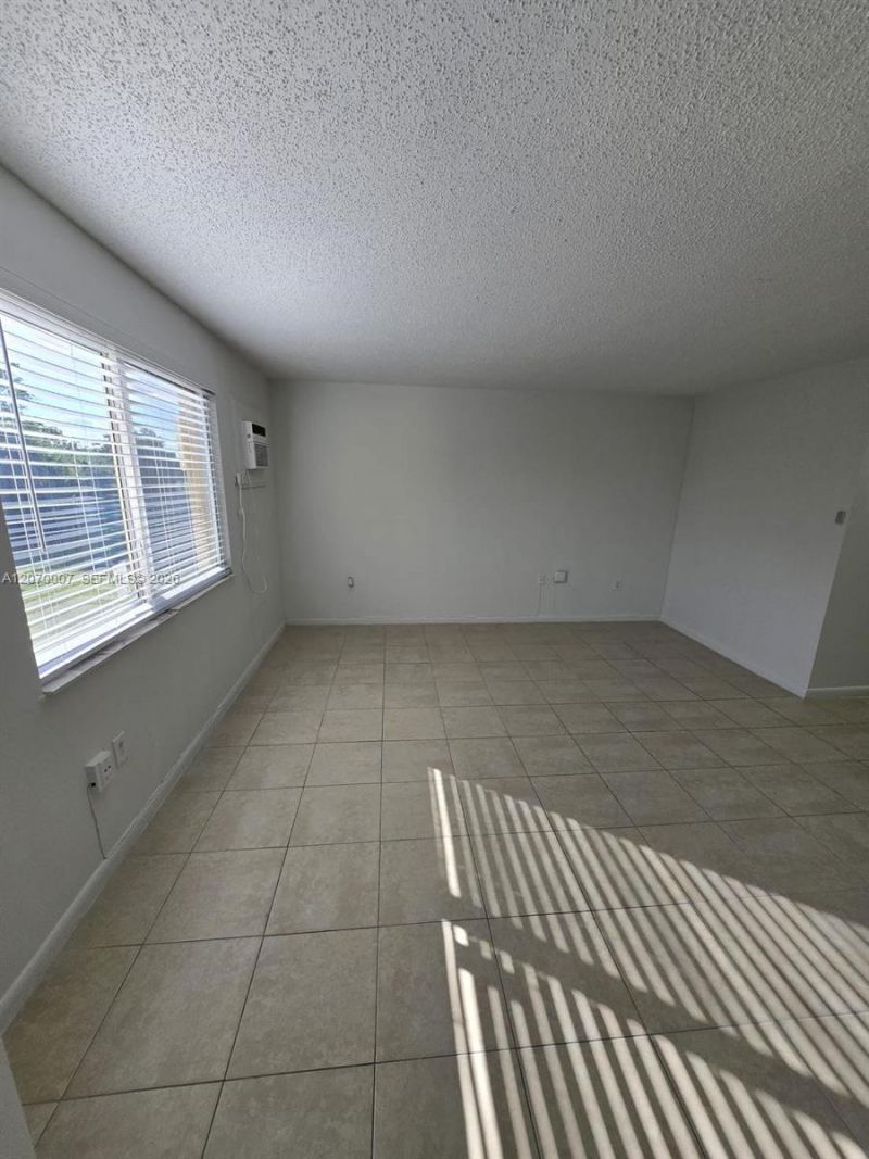 6980 NW 186th St , Unit 3-227A, Hialeah, FL 33015 Photo