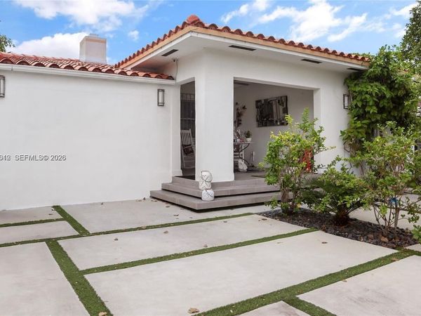 619 SW 39th Ave , Miami, FL 33134