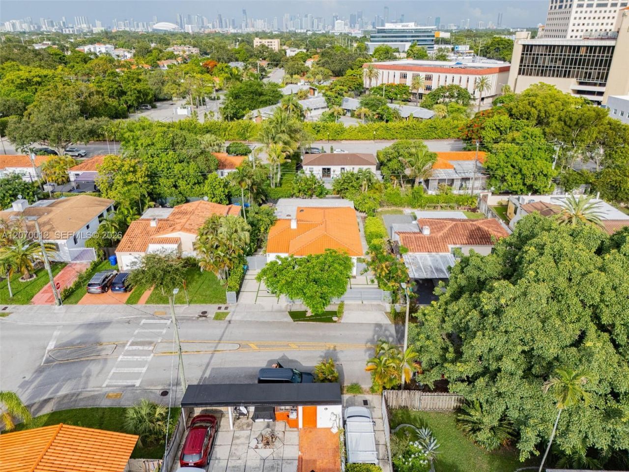 619 SW 39th Ave , Miami, FL 33134 Photo