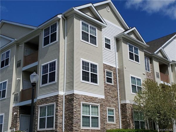 934 Tower Ridge Circle, Middletown, NY 10941