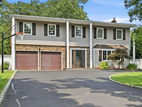 54 Twin Oaks Drive , Kings Park, NY 11754