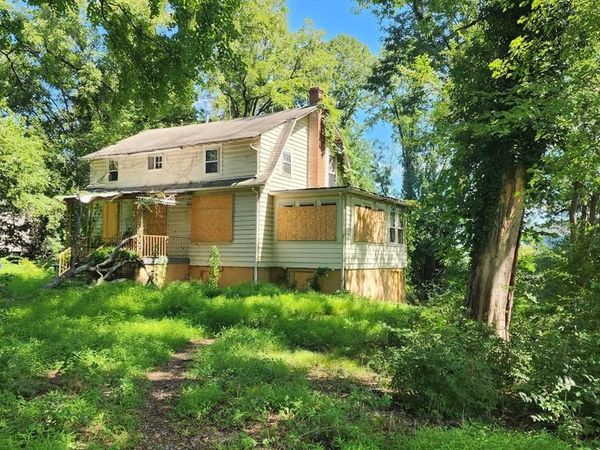 9112 LEESBURG PIKE , VIENNA, VA 22182