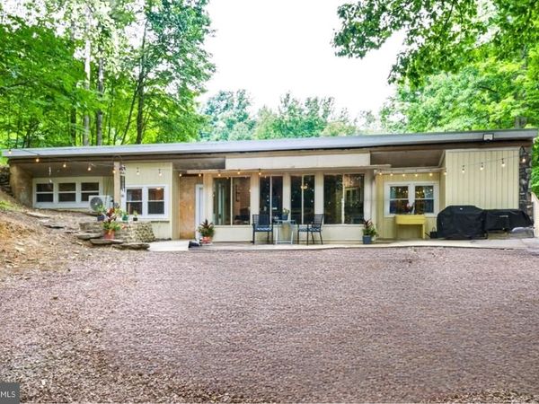 74 TURKEY ROAD, KEMPTON, PA 19529