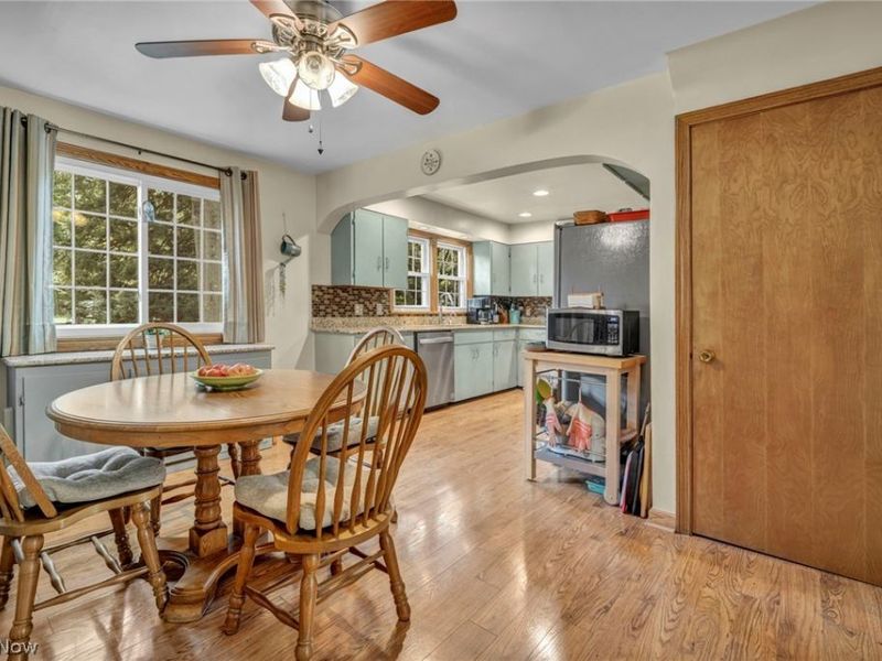514 Everhard Road SW, North Canton, OH 44709 Photo 8