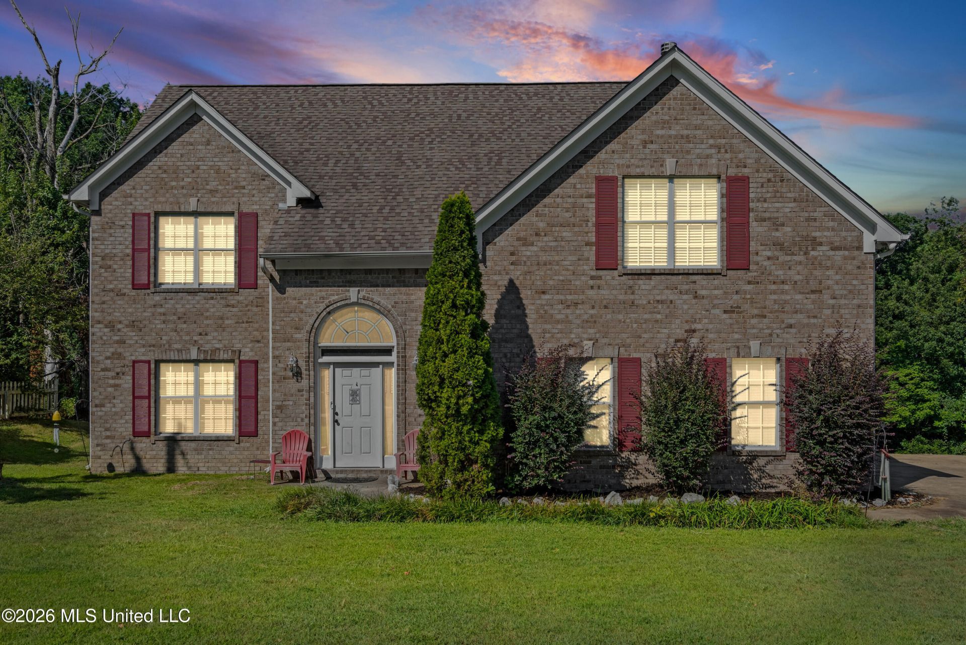 125 Blue Lake Drive, Lake Cormorant, MS 38641 Main Photo