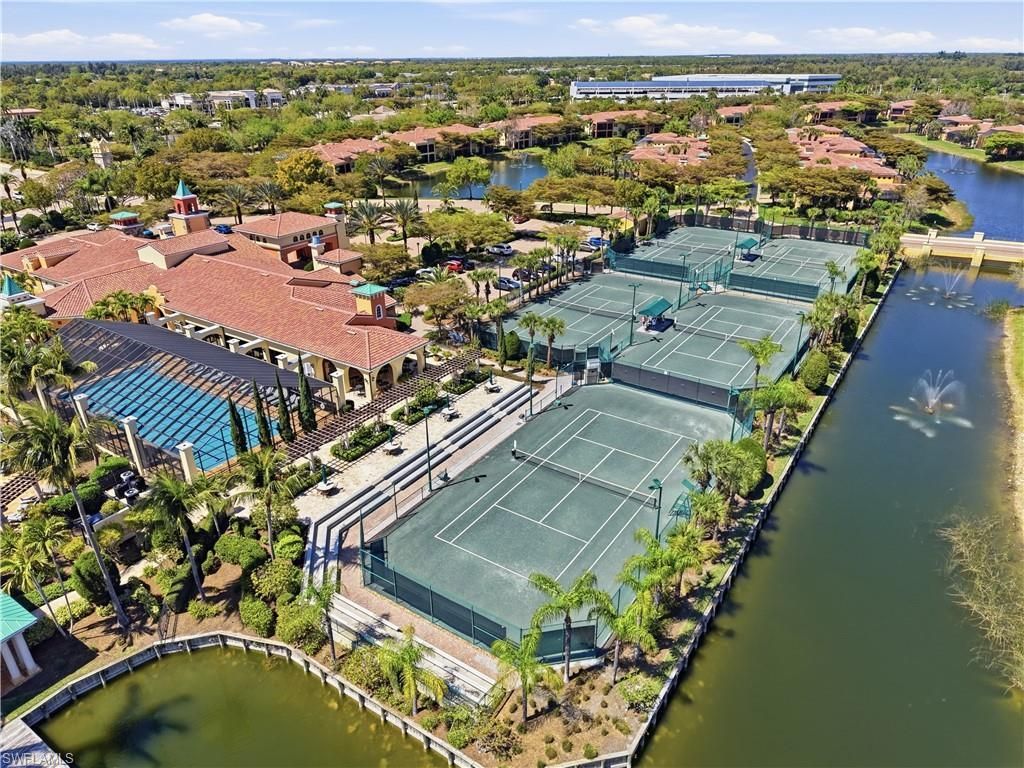 8601 Piazza Del Lago Cir, Unit 203, Estero, FL 33928 Photo