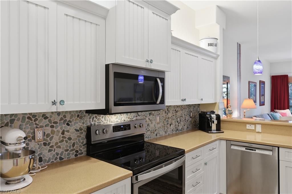8601 Piazza Del Lago Cir, Unit 203, Estero, FL 33928 Photo