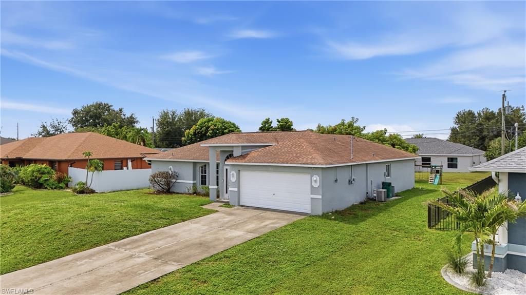 202 SW 11th Ter , Cape Coral, FL 33991 Photo
