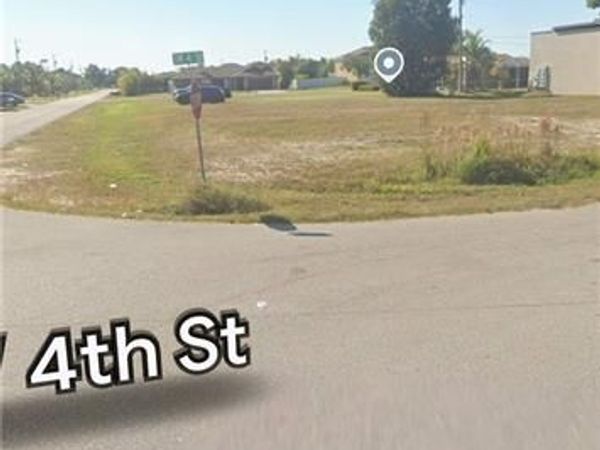 724 SW 4th ST , CAPE CORAL, FL 33991