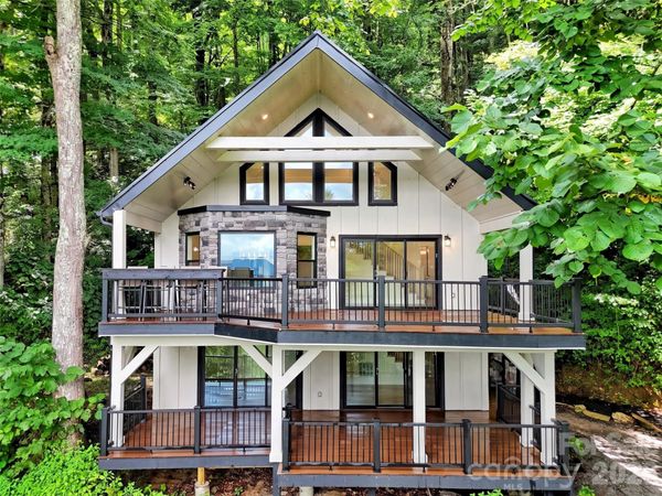 1551 Apple Creek Road , Waynesville, NC 28786