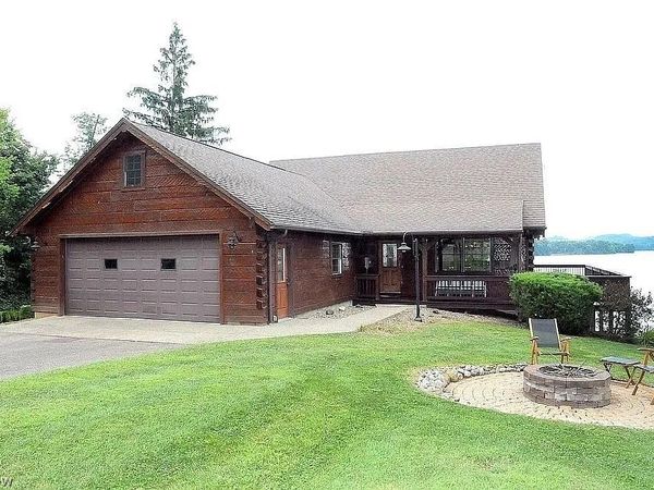 204 Noble Cottage Lane, Senecaville, OH 43780