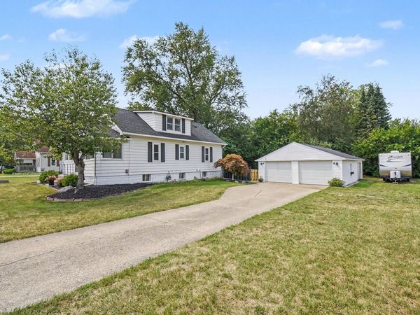 5403 36th Avenue SW, Hudsonville, MI 49426