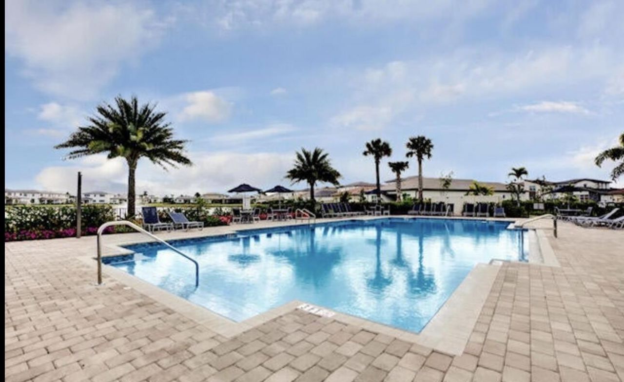 9041 Zevon Court, Lake Worth, FL 33467 Photo
