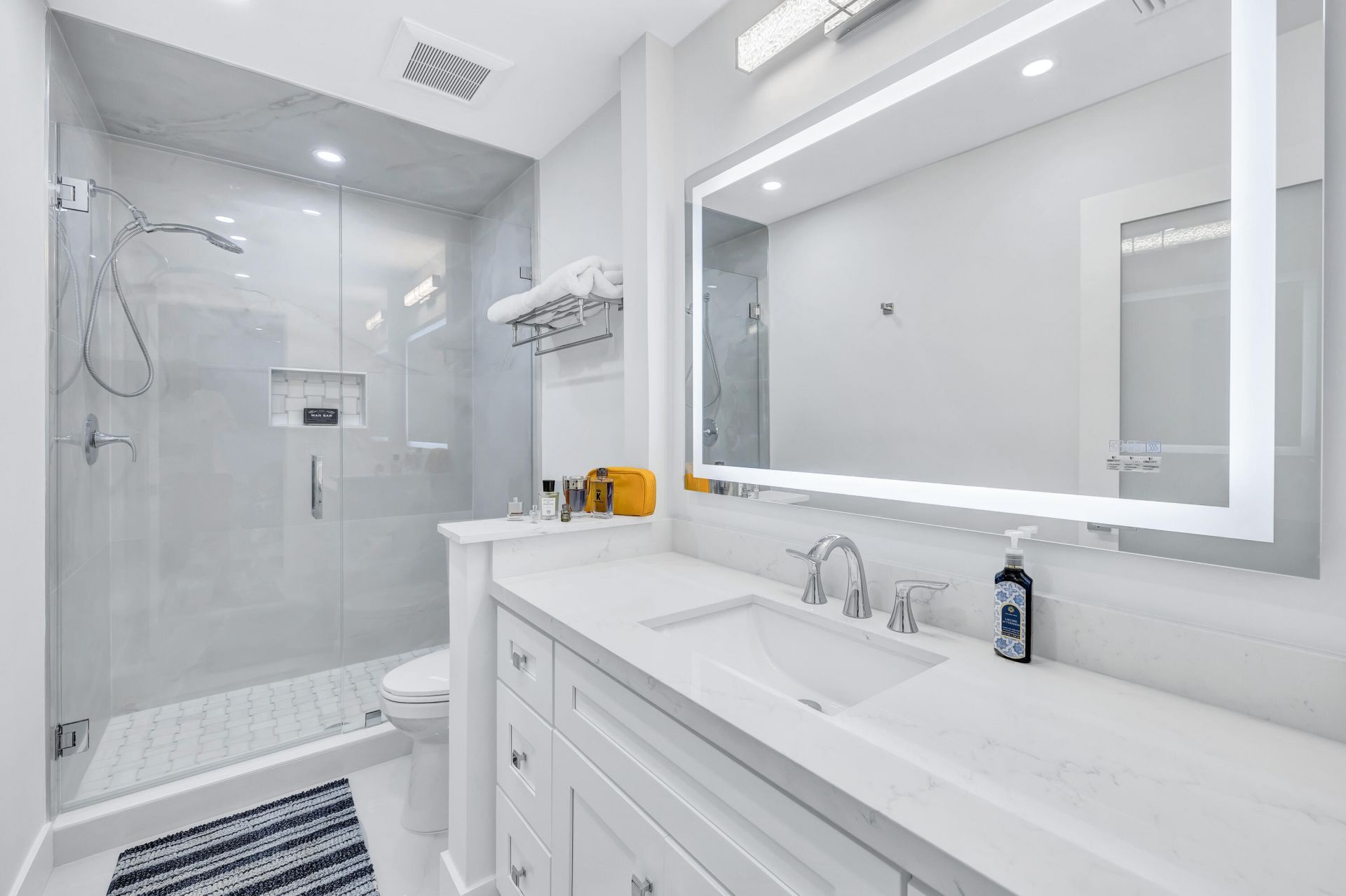 351 Club Circle, Unit 210, Boca Raton, FL 33487 Photo