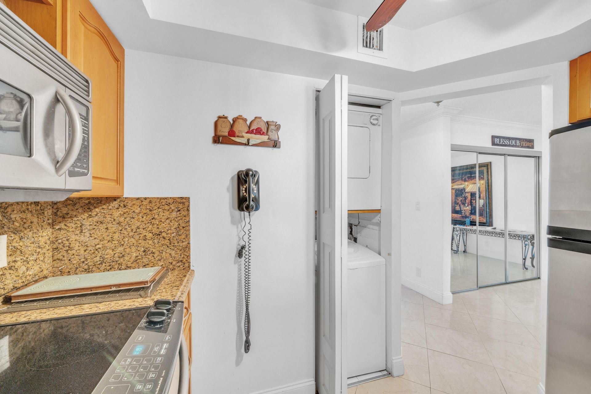 3909 N Ocean Boulevard, Unit 401, Fort Lauderdale, FL 33308 Photo