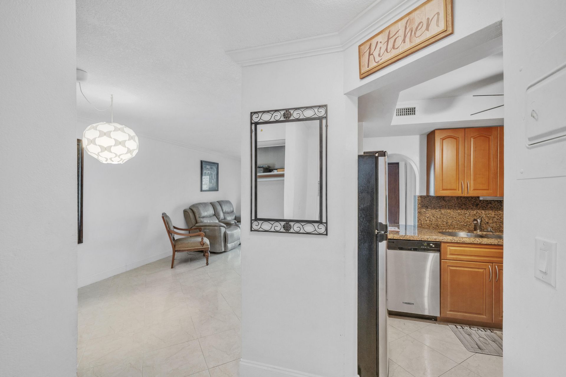 3909 N Ocean Boulevard, Unit 401, Fort Lauderdale, FL 33308 Photo