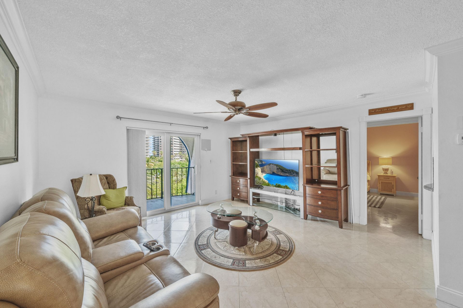 3909 N Ocean Boulevard, Unit 401, Fort Lauderdale, FL 33308 Photo