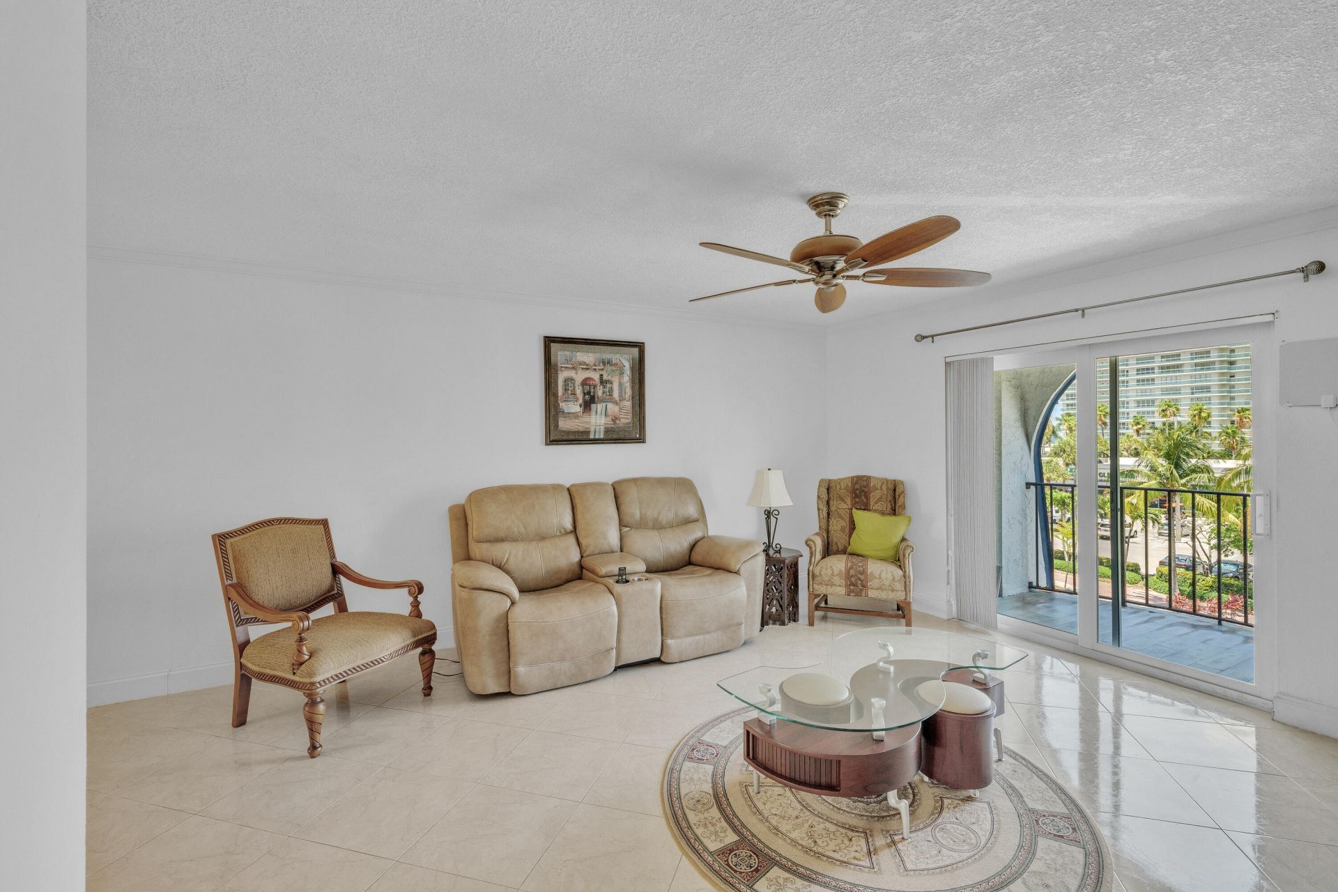 3909 N Ocean Boulevard, Unit 401, Fort Lauderdale, FL 33308 Photo