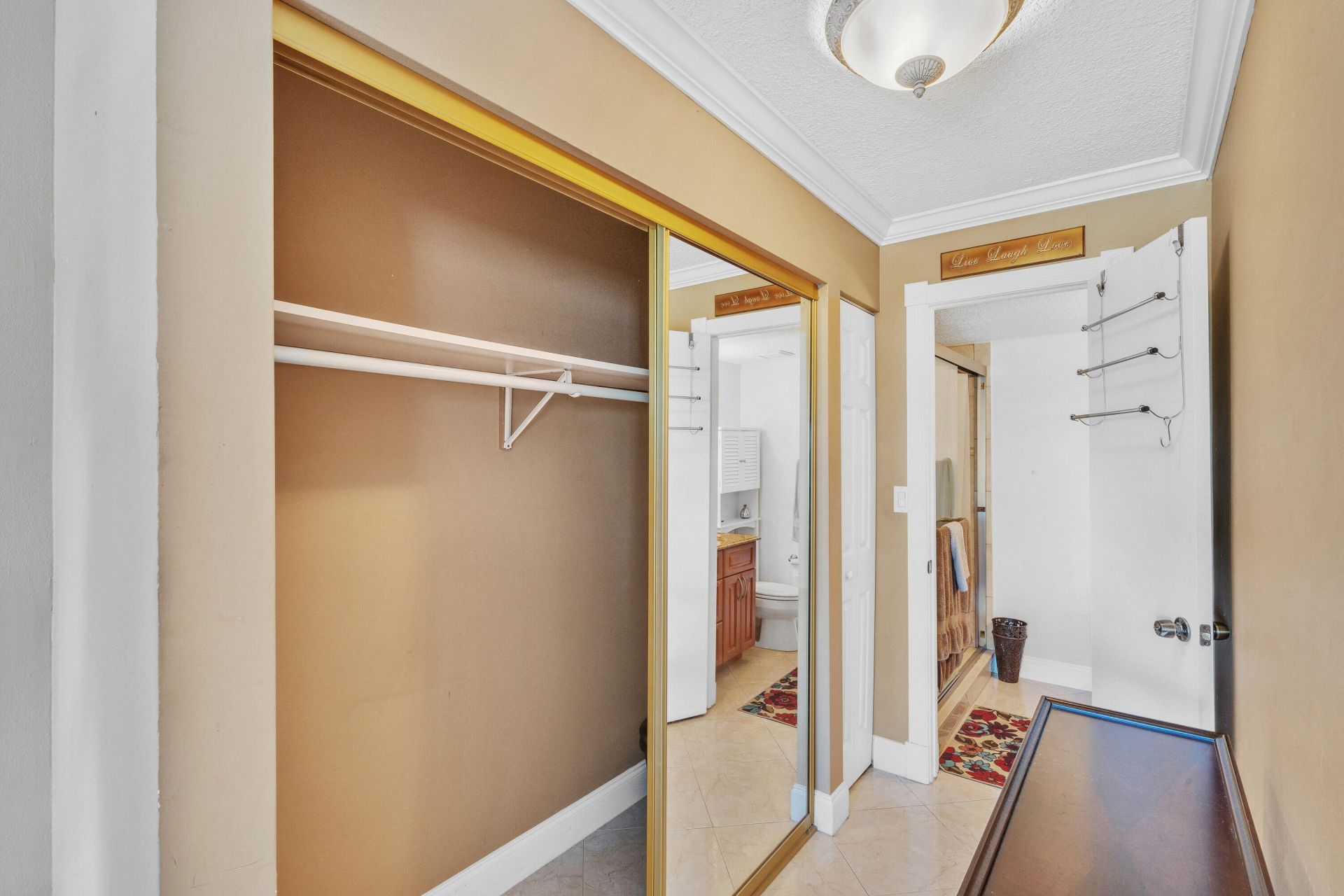 3909 N Ocean Boulevard, Unit 401, Fort Lauderdale, FL 33308 Photo