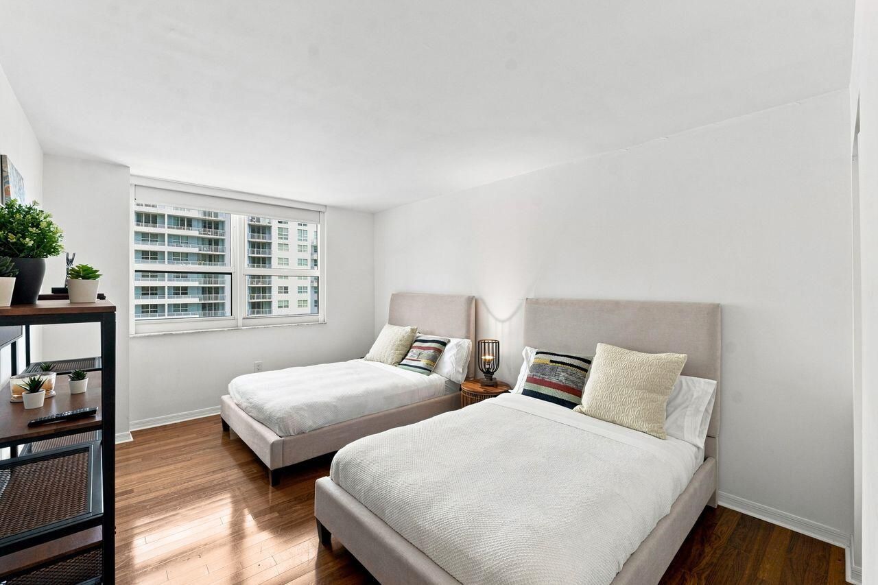 1155 Brickell Bay Drive, Unit 2802, Miami, FL 33131 Photo