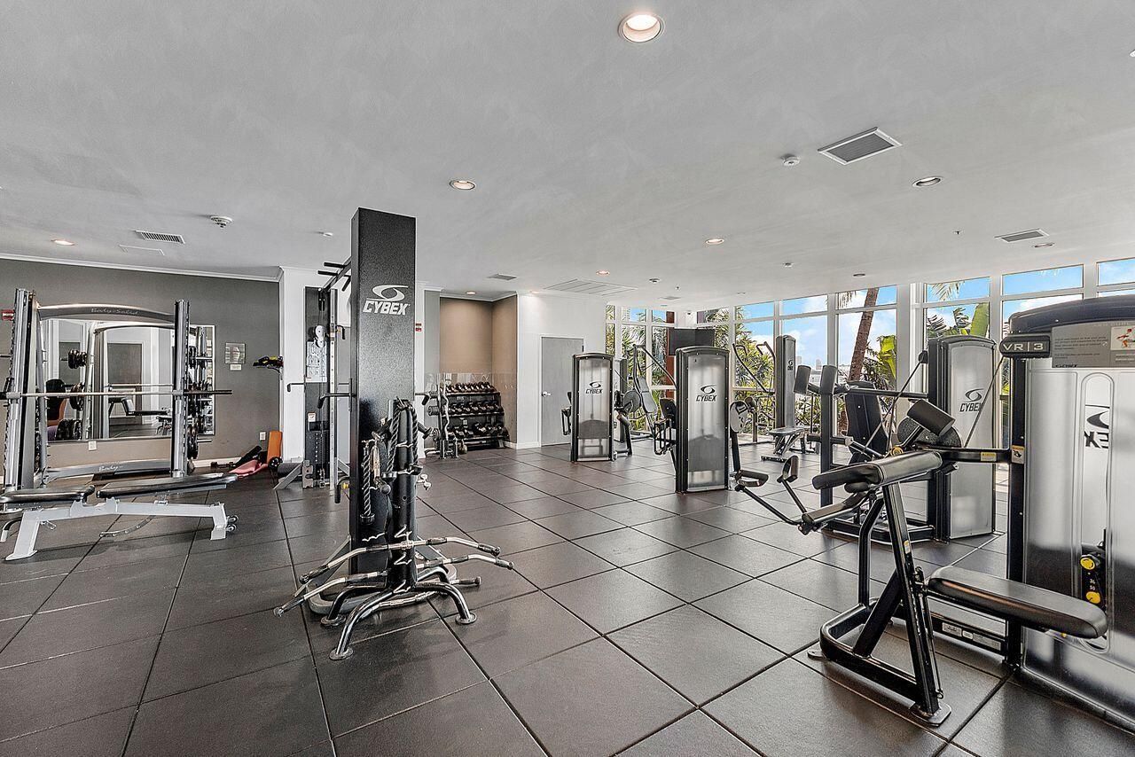 1155 Brickell Bay Drive, Unit 2802, Miami, FL 33131 Photo