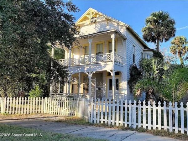 302 S Oak Avenue , Sanford, FL 32771
