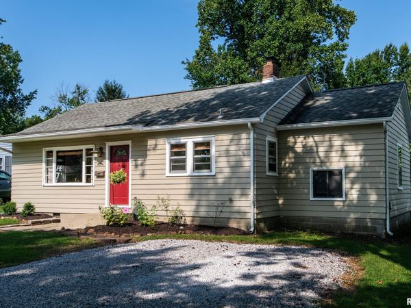 804 S Twisdale Avenue, Carbondale, IL 62901
