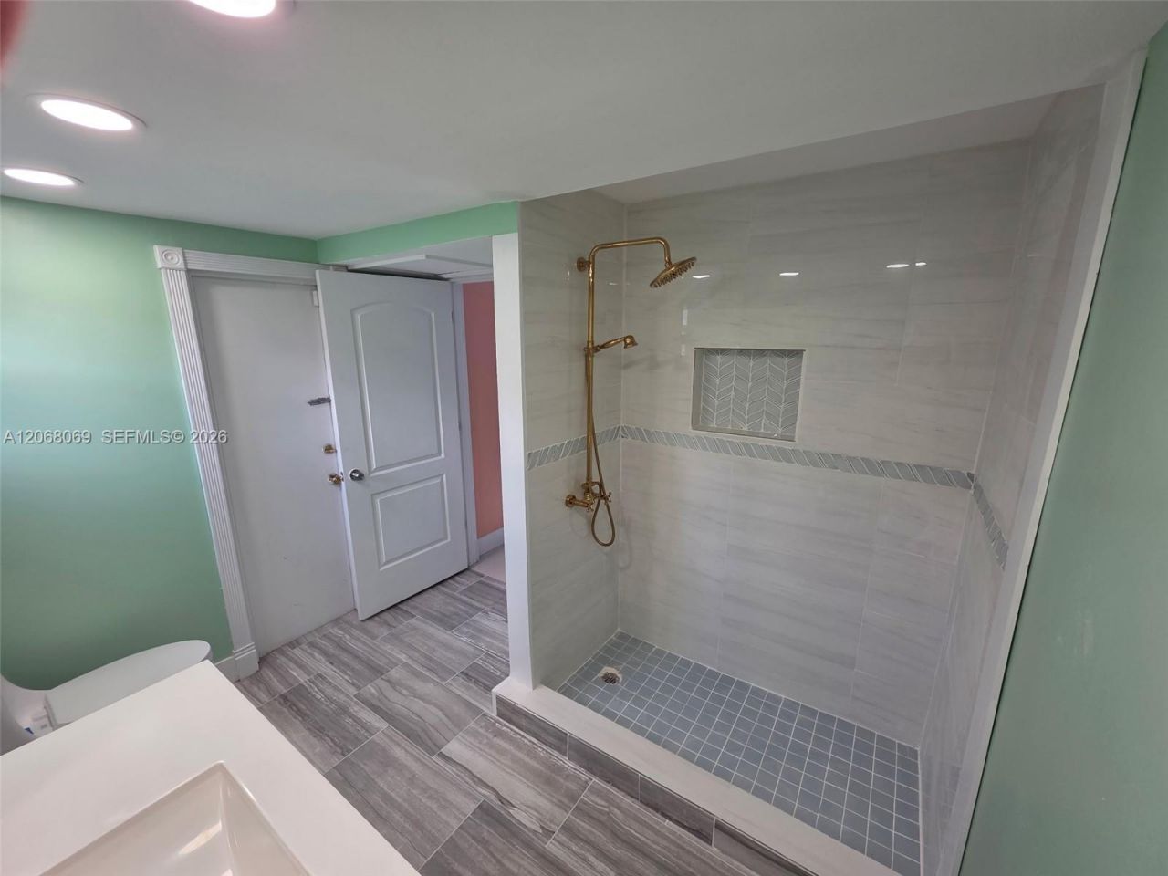 5710 Melaleuca Dr, Tamarac, FL 33319 Photo
